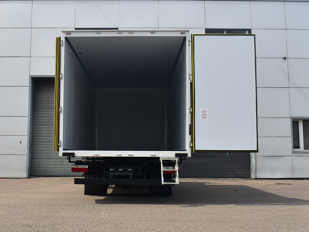 Изотермический фургон DongFeng C120L